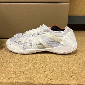 NFINITY White Women's Sneakers